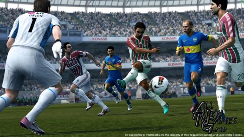 Pro Evolution Soccer 2013 (2012/RUS/ENG/DEMO)